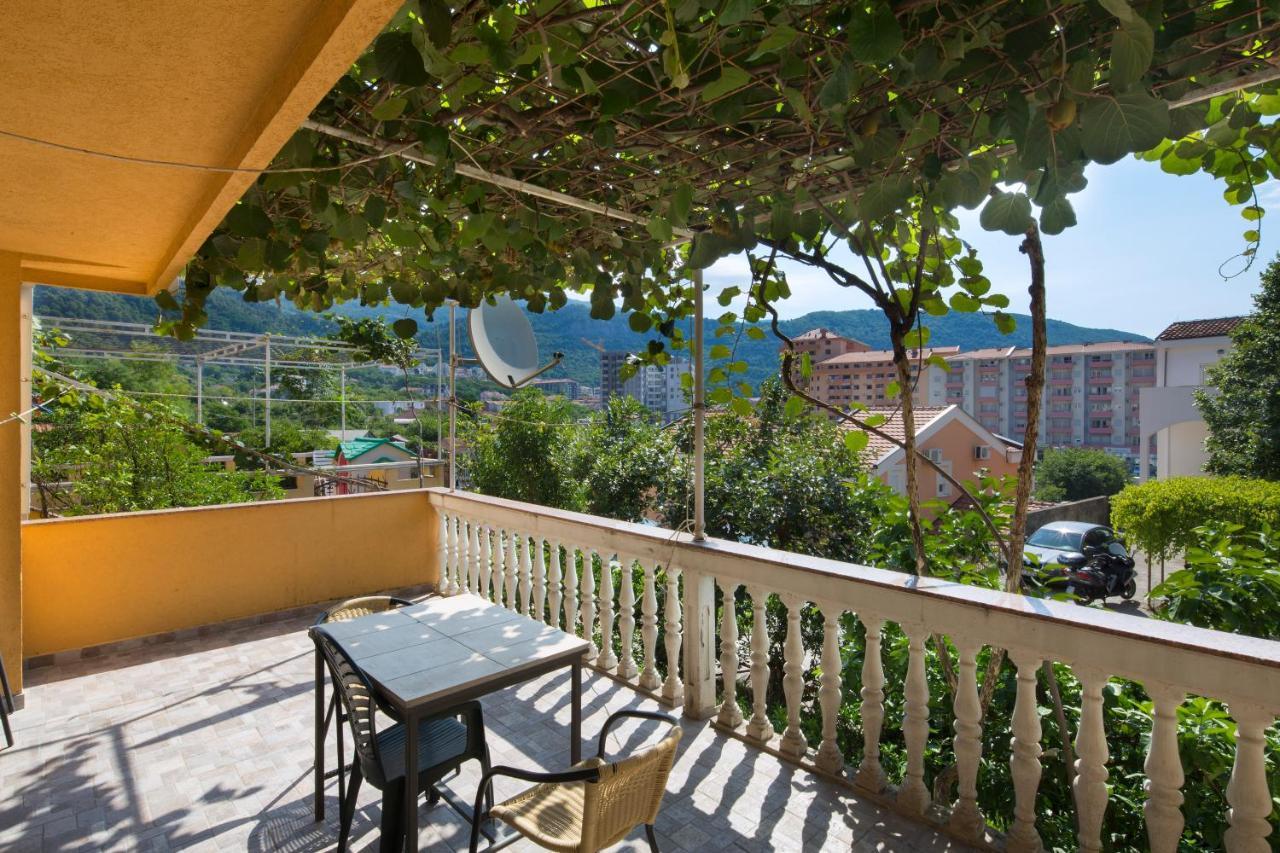 Apartments Antic Budva Bagian luar foto