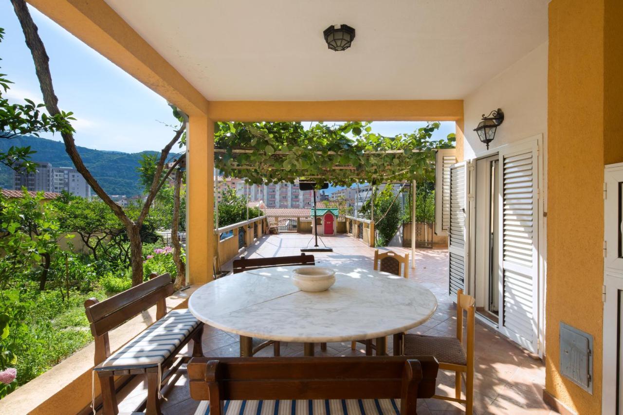 Apartments Antic Budva Bagian luar foto