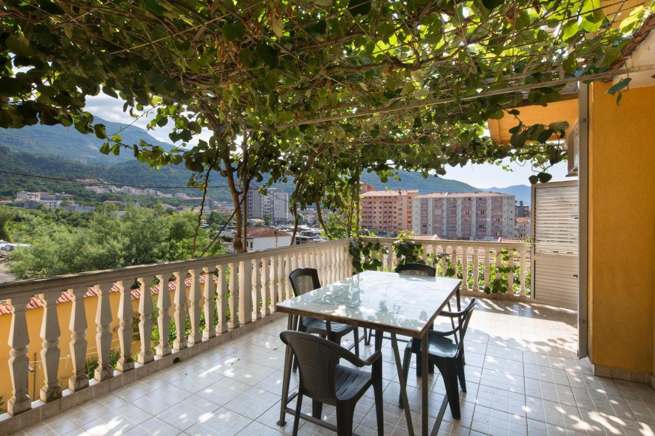 Apartments Antic Budva Bagian luar foto