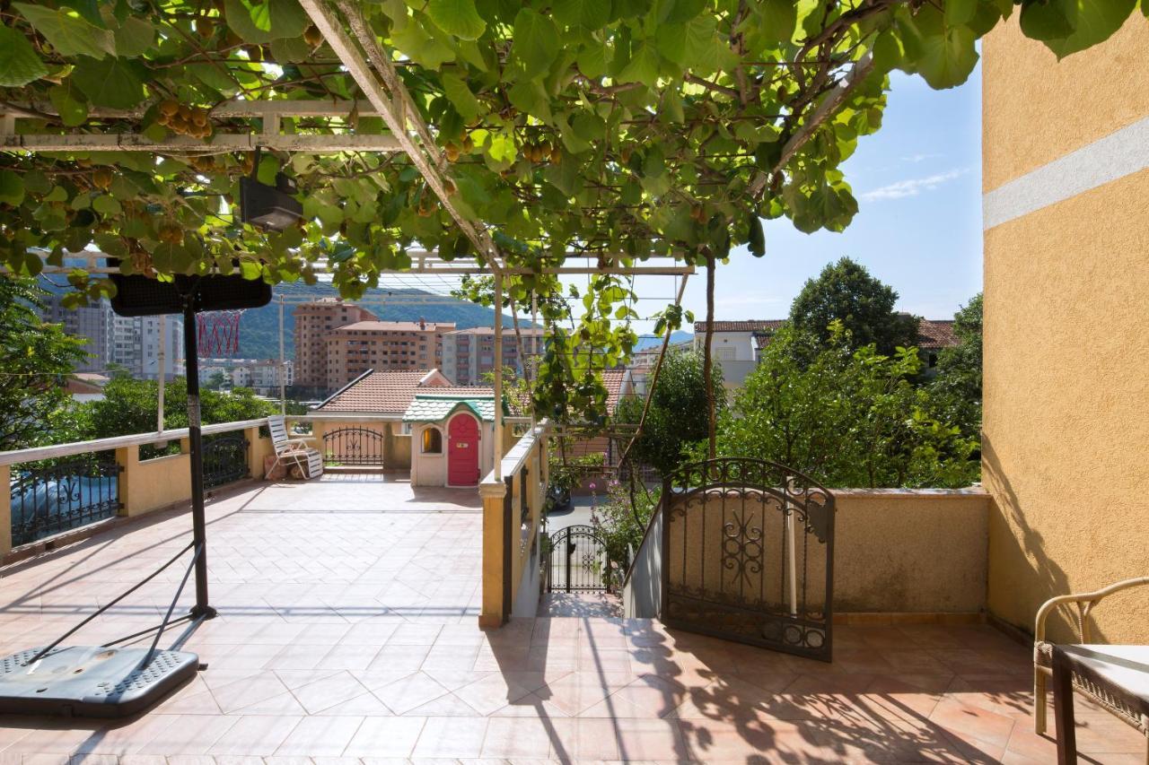 Apartments Antic Budva Bagian luar foto