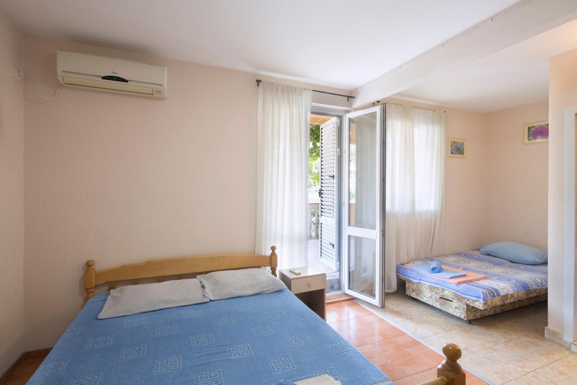 Apartments Antic Budva Ruang foto