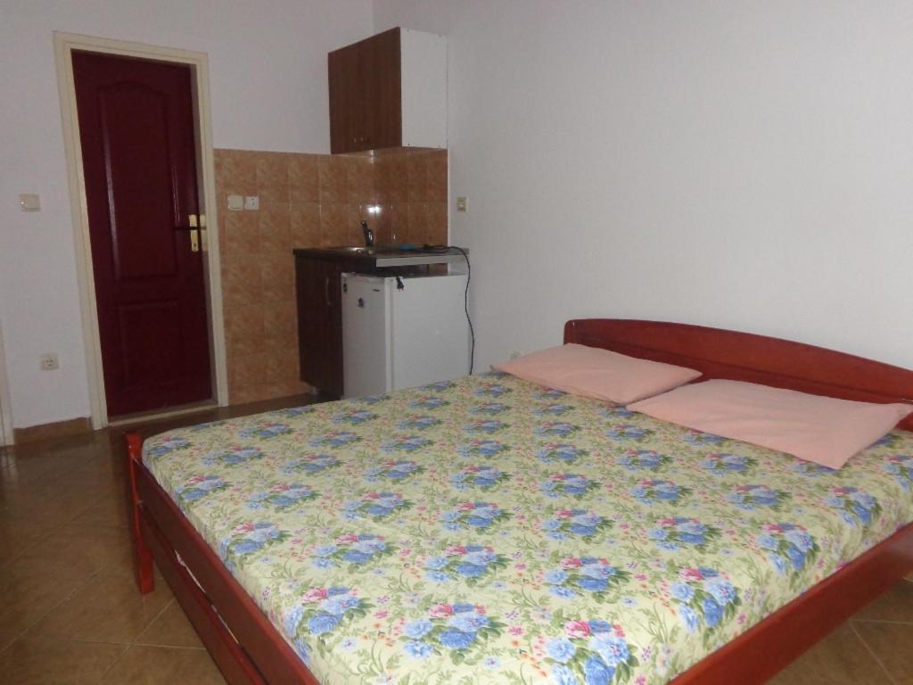 Apartments Antic Budva Bagian luar foto